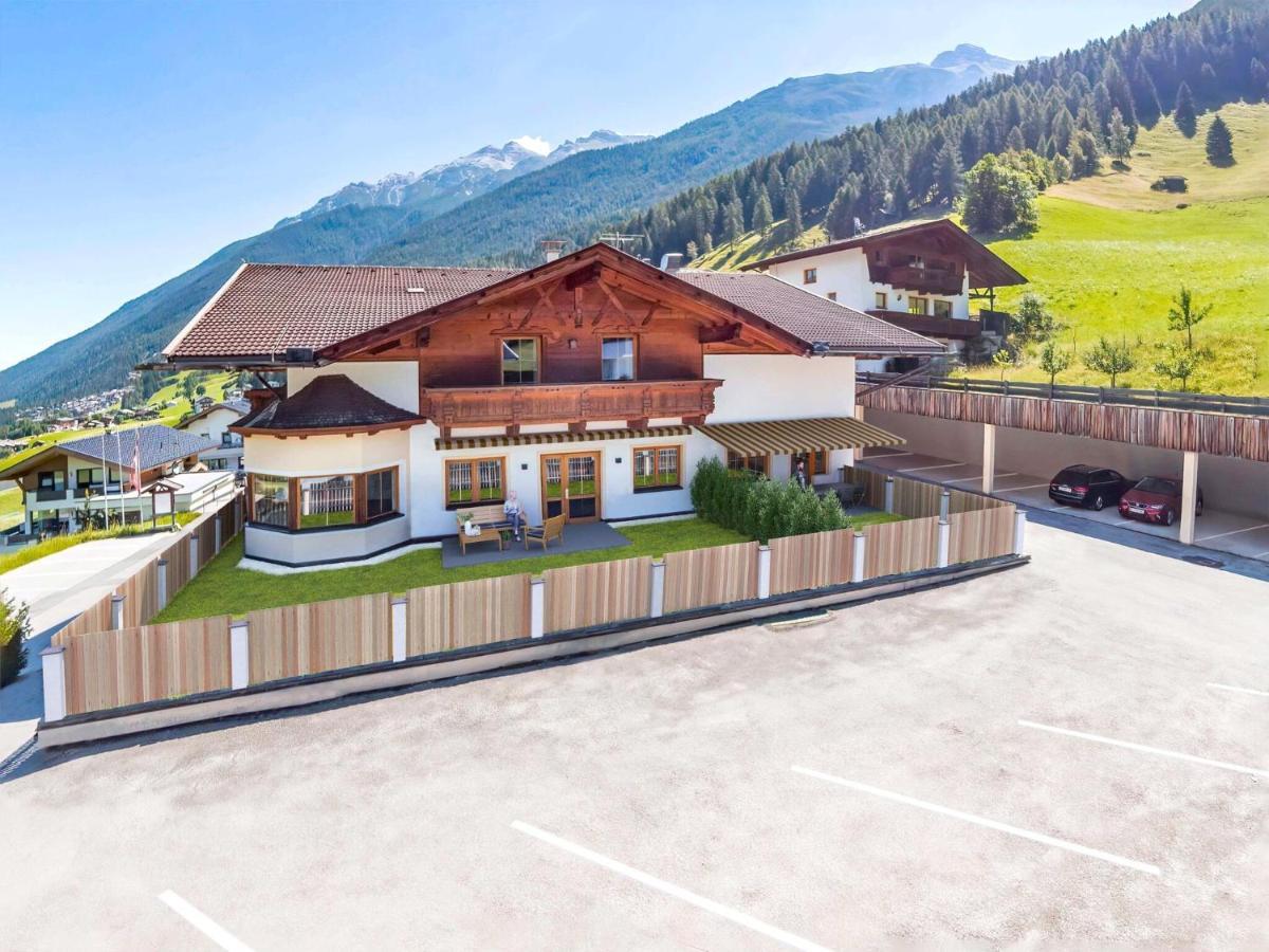Amazing Apartment in Neustift im Stubaital near Ski Lift Exterior foto
